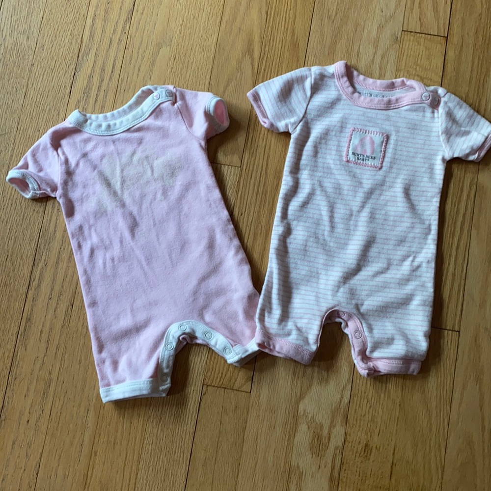 Burt’s Bees Infant Rompers - Picture 3 of 5